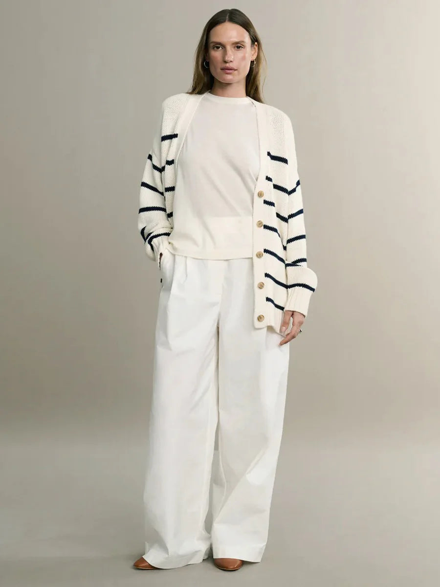 Cozy Autumn Striped Knit Cardigan – V-Neck Button-Up Sweater for Effortless Style