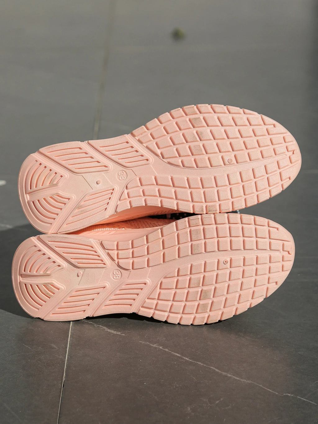 Women’s Casual Fly-Weaving Sneakers (SA1806) — Lightweight, Breathable Lace-Up | Fall 2025 Trend